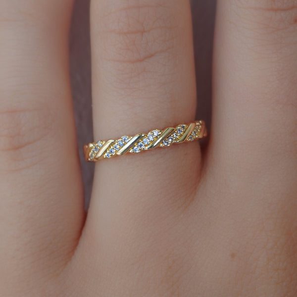 Naya Ring - EVRYJEWELS