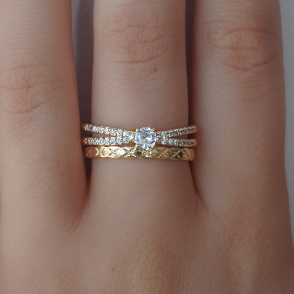 She's Glowing Ring - EVRYJEWELS